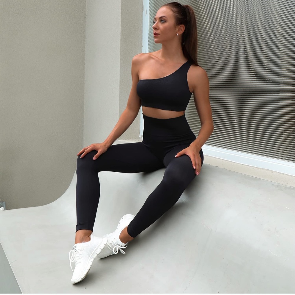 Sportneer Workout 2 Piece, Ribbed Seamless Sports Bra Matching Gym Yoga Outfits